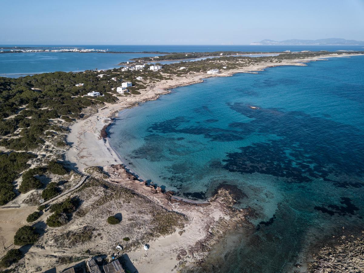 Sa Pedrera Suites & Spa Es Pujols Kültér fotó