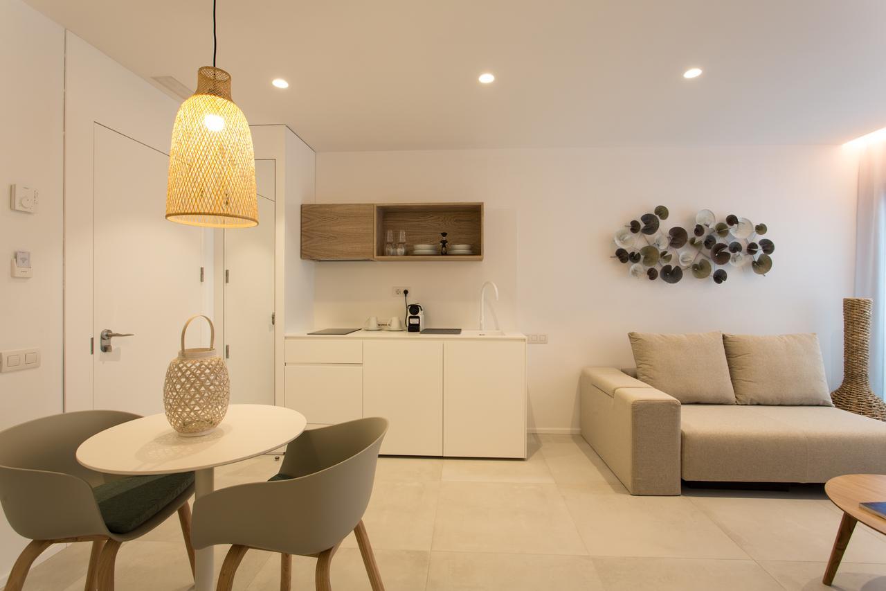 Sa Pedrera Suites & Spa Es Pujols Kültér fotó