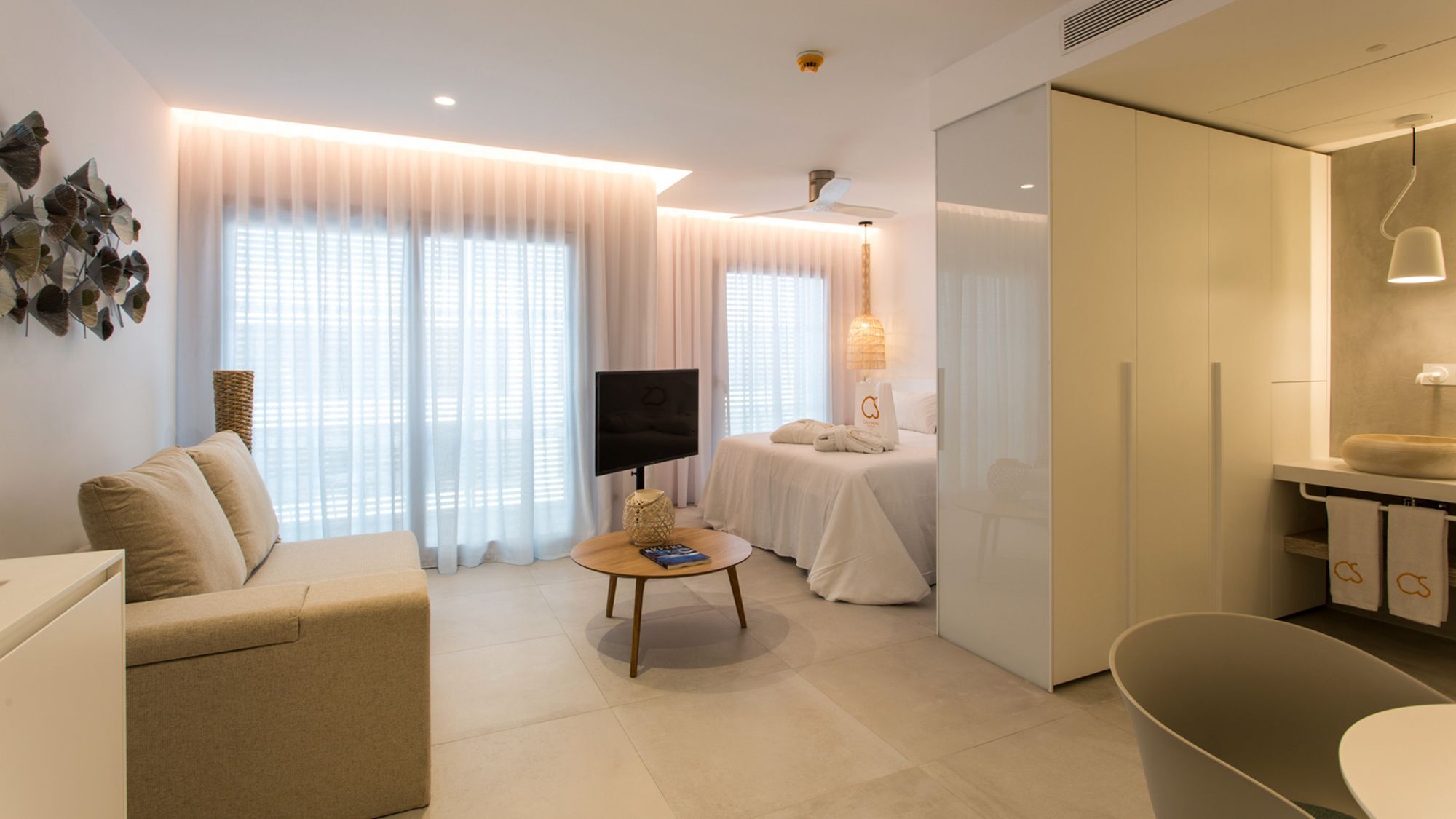 Sa Pedrera Suites & Spa Es Pujols Kültér fotó